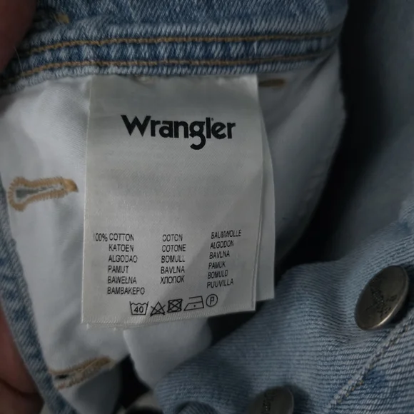 NWT Wrangler Bib Shorts Overalls XS Blue Jean W29QFH17J Tubble Blue Casual - Picture 11 of 15